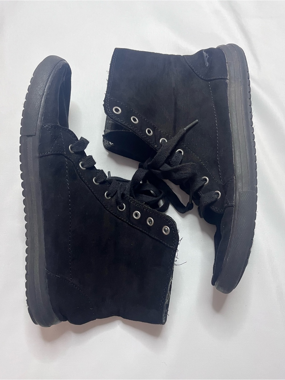 Rocket Dog Hi-Top Converse Style Sneaker with Gray Plaid Women's size 9.5 - Picture 2 of 5